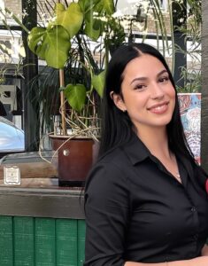 Paloma Shepherd - Headshot picture